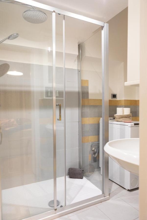 Xenia Apartments - Enjoy Porta Venezia In Modern Apt- 10 Min From Duomo 밀라노 외부 사진
