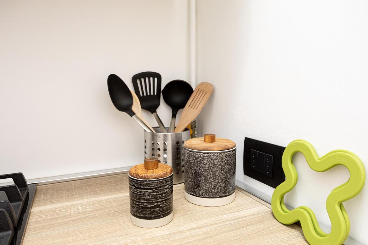 Xenia Apartments - Enjoy Porta Venezia In Modern Apt- 10 Min From Duomo 밀라노 외부 사진