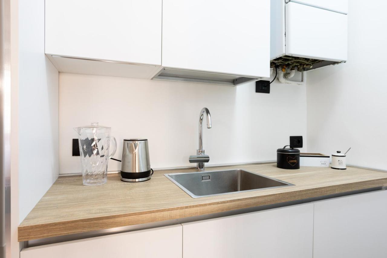 Xenia Apartments - Enjoy Porta Venezia In Modern Apt- 10 Min From Duomo 밀라노 외부 사진